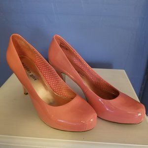Madden Girl Coral Patent Getta Pumps, Size 8